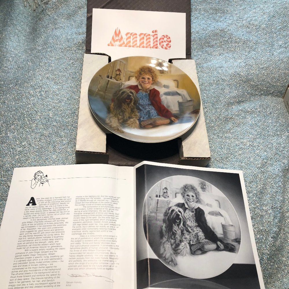 Edwin M Knowles Collector's Plate "Annie and Sandy